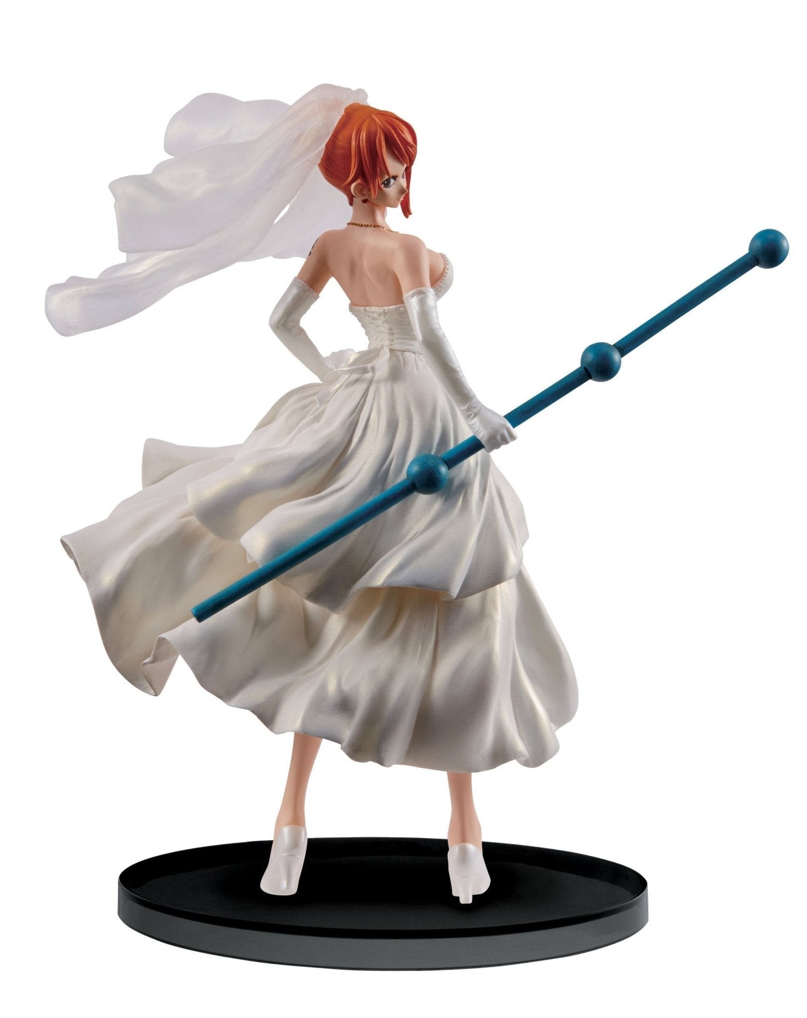 One Piece 6.3 - Inch Nami Figure - oasis figurine