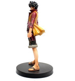 One Piece – Monkey D. Luffy PVC Figure: The Pirate King in Action - oasis figurine